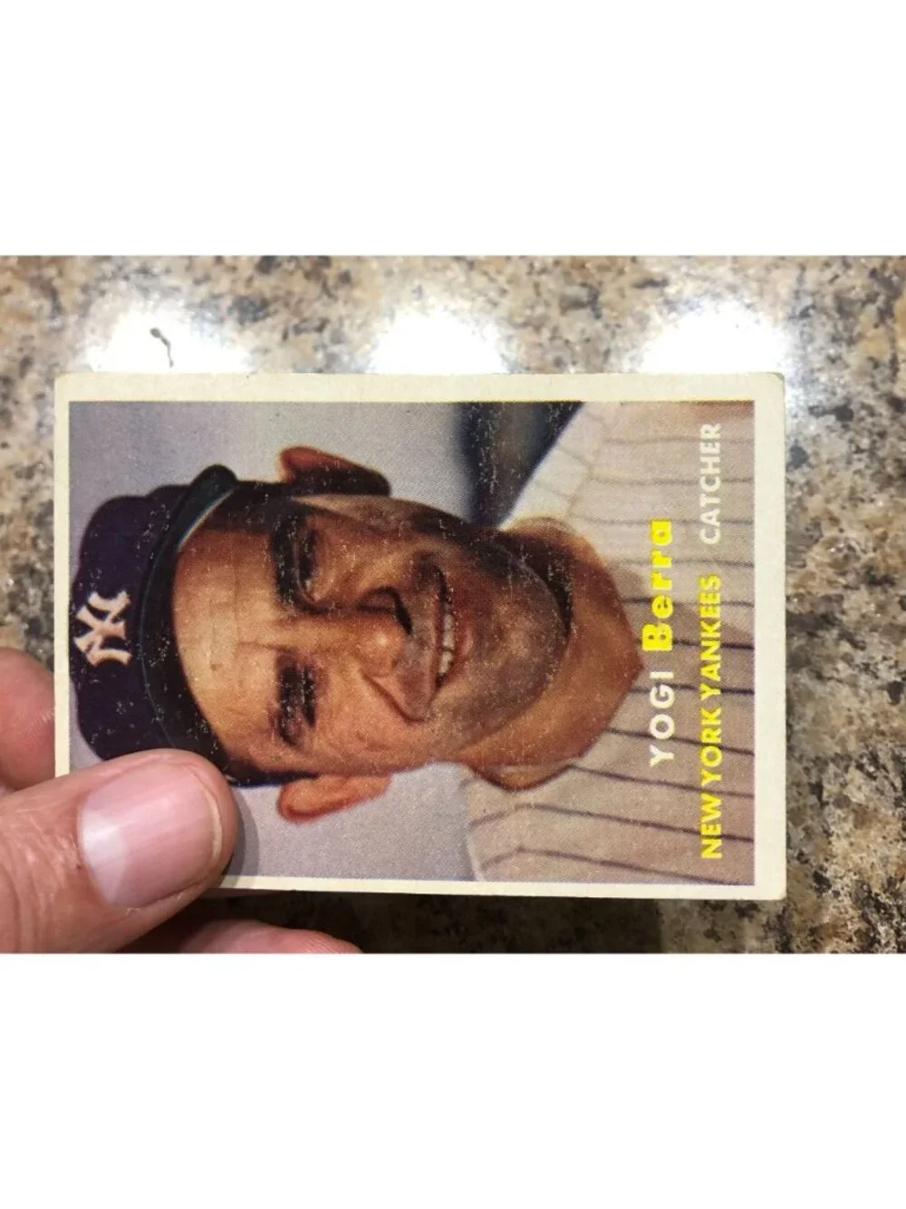 1957 Topps Yogi Berra #2 Low Grade but Nice Looking Card - Picture 6 of 6